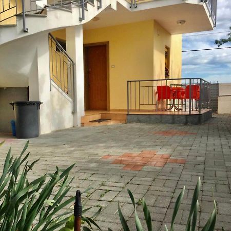Shyqi Apartments เวลิโปเยอ ภายนอก รูปภาพ