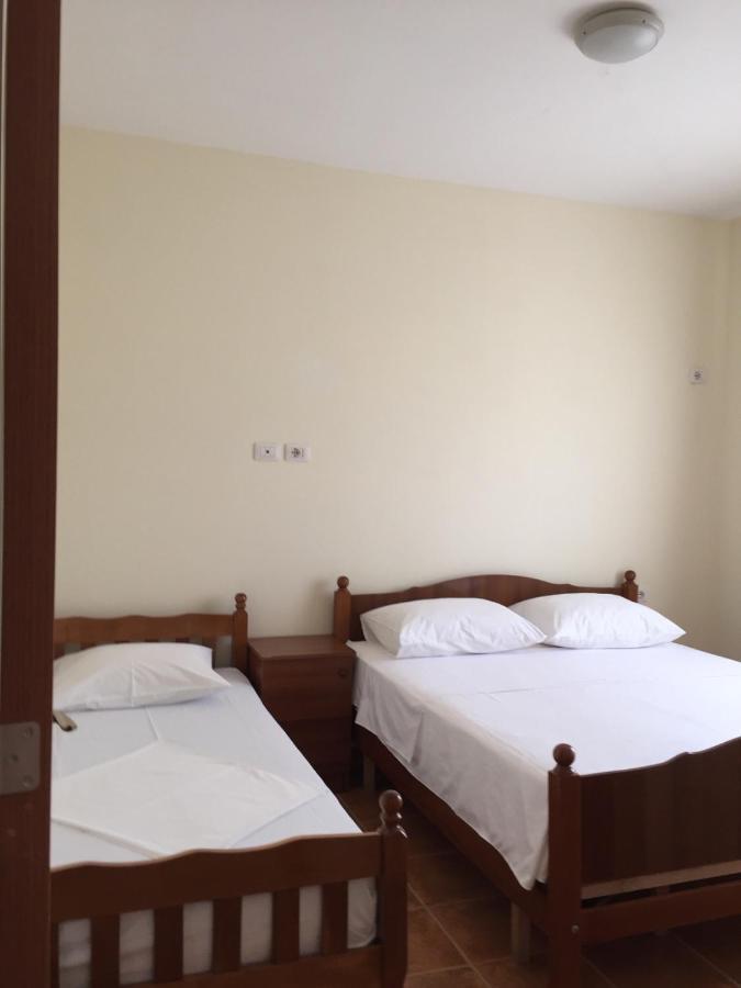 Shyqi Apartments เวลิโปเยอ ภายนอก รูปภาพ